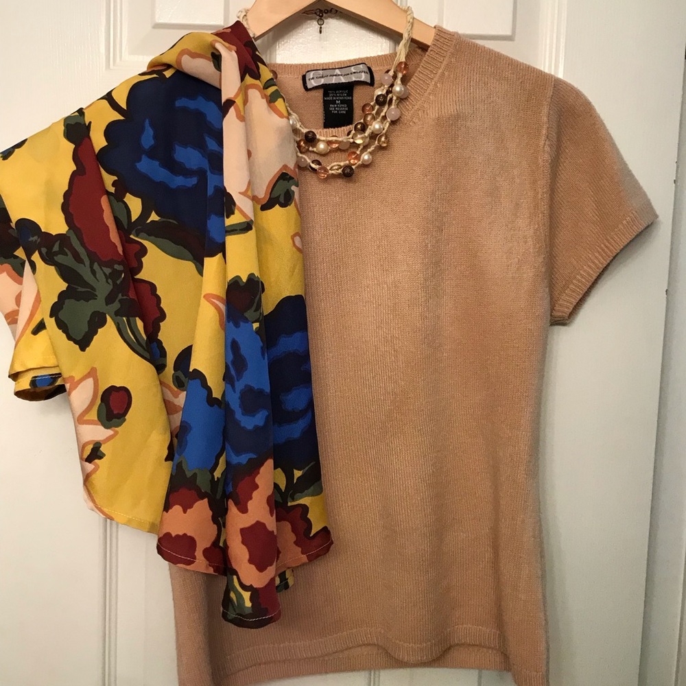 3 for $25 Vintage The Great American Sweater top